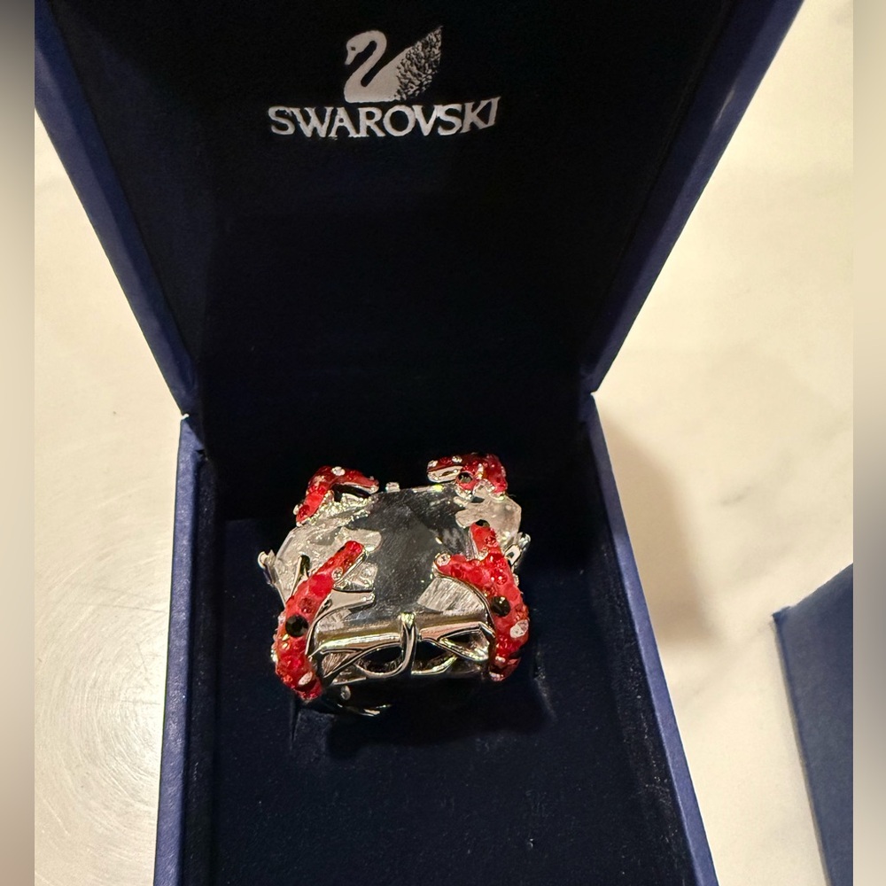 Swarovski Ring - Picture 6 of 10